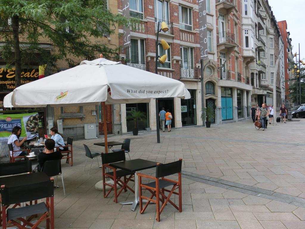Hotel Aviation Saint-Gilles Exterior foto